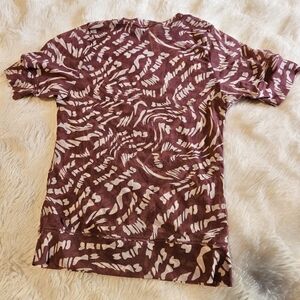 SKIMS Burgundy and Cream Patterned Short Sleeve Tee